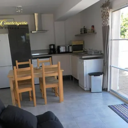 Petite Maison Independante Vue Mer 5 Min Plage Daire *